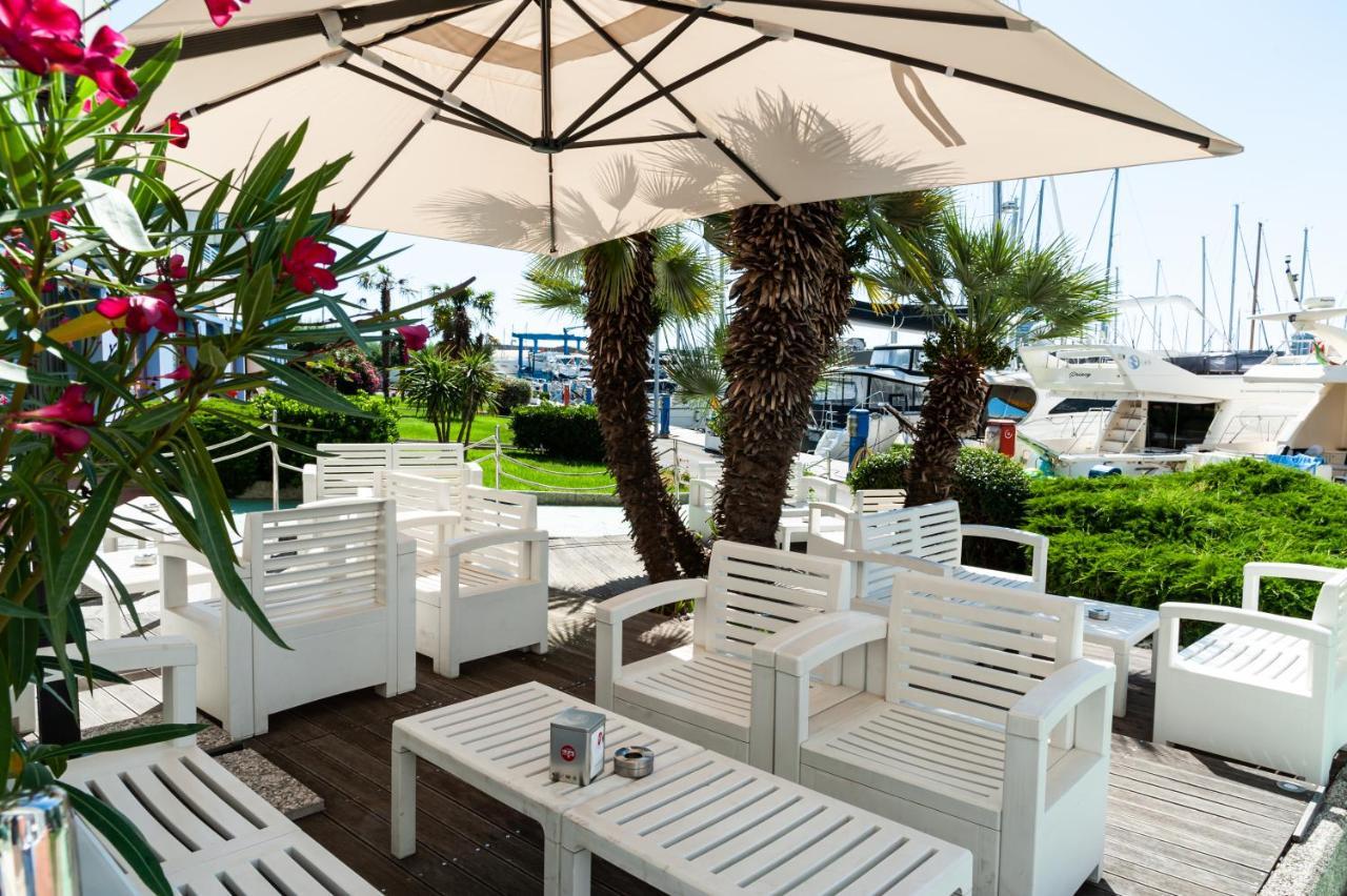 Onda Marina Residence Чезенатико Екстериор снимка